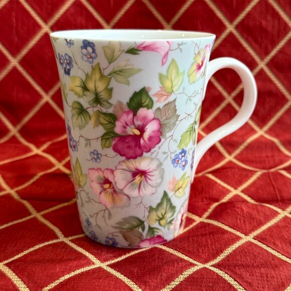 Crown Trent China Limited Mug - Picture 3 of 6